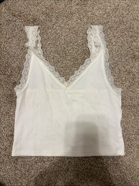 American Eagle Outfitters White Lace-Trim Ribbed Crop Tank